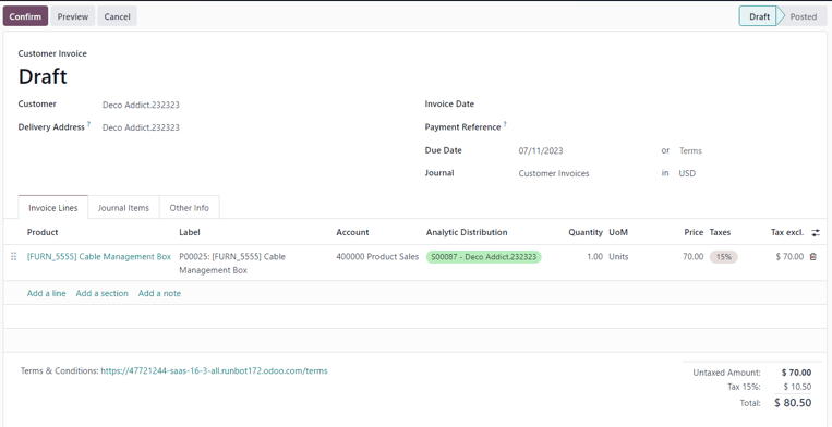 Customer invoice draft with purchase product attached to sales order in ViableView.